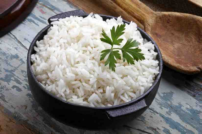 Est-ce que le riz moisi ?