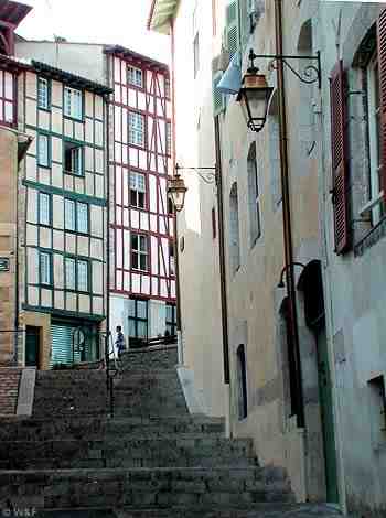 Où vivre à l'année au Pays Basque ?